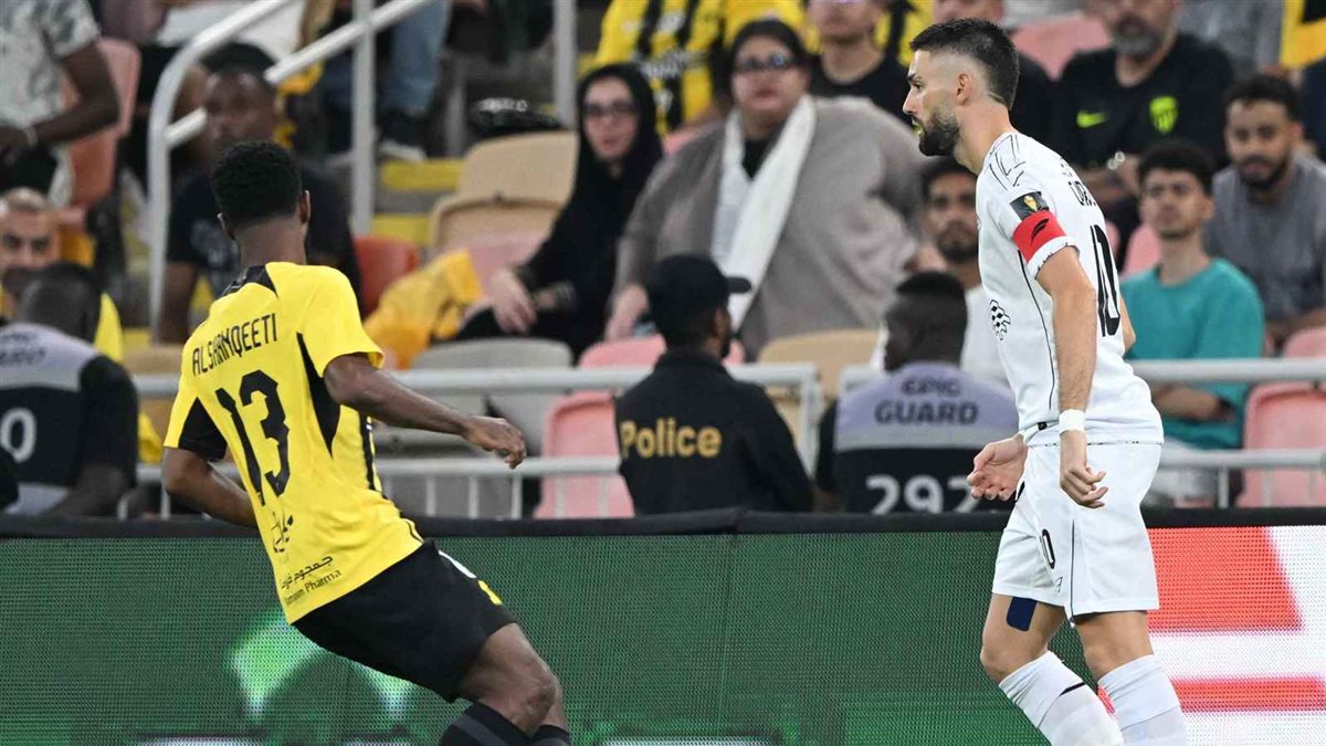 الشباب ضد الاتحاد