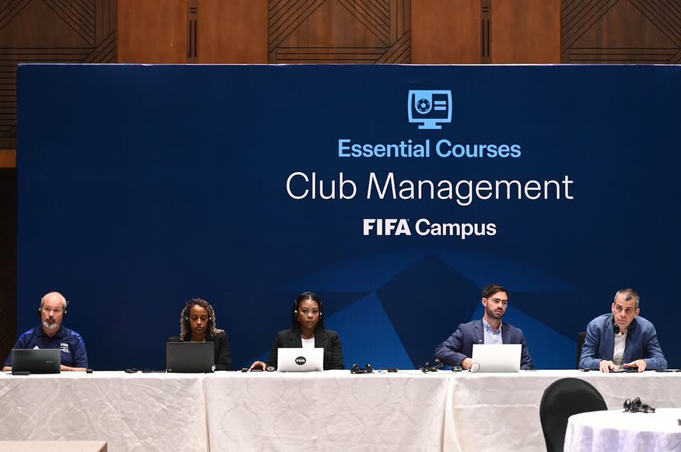 ورشة عمل برنامج فيفا لاحتراف وتطوير إدارات الأندية