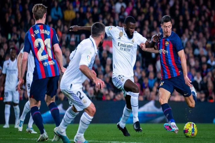 ريال مدريد وبرشلونة