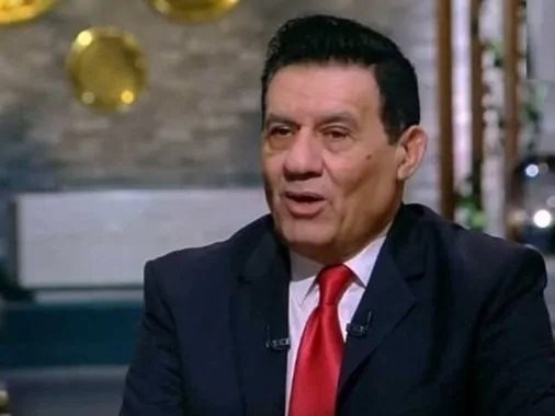 مدحت شلبي
