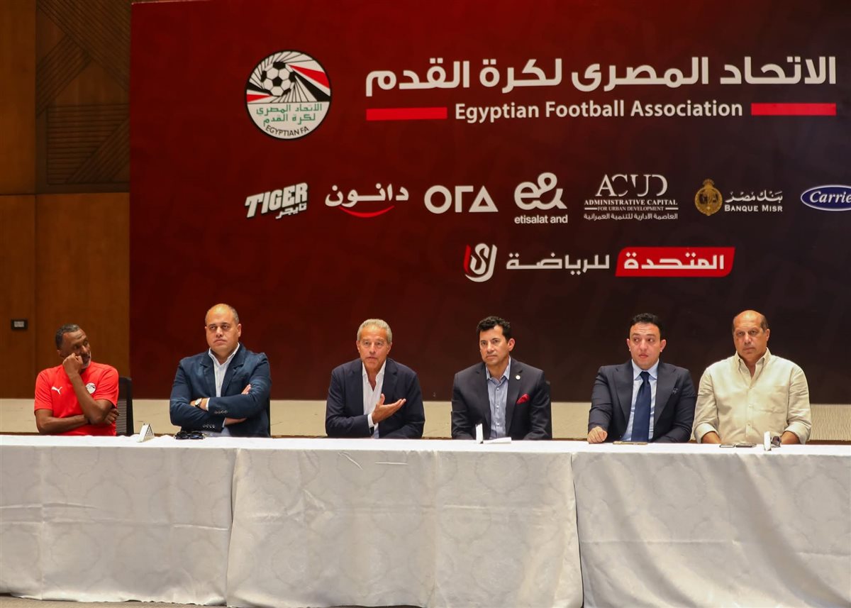 وزير الشباب والرياضة يزور معسكر منتخب 17 سنة