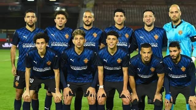 فريق سيراميكا كيلوباترا والذي يستعد لمواجهة غزل المحلة غدا في إطار بطولة كأس عاصمة مصر لكرة القدم في تمام الساعة الخامسة مساءً بتوقيت القاهرة السادسة مساءً بتوقيت مكة المكرمة