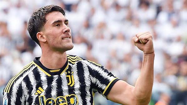 الصربي دوسان فلاهوفيتش لاعب يوفنتوس الإيطالي 