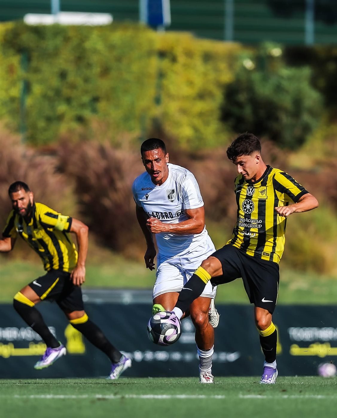 المباراة الودية التي جمعت بين اتحاد جدة السعودي وفيتوريا جيماريش البرتغالي