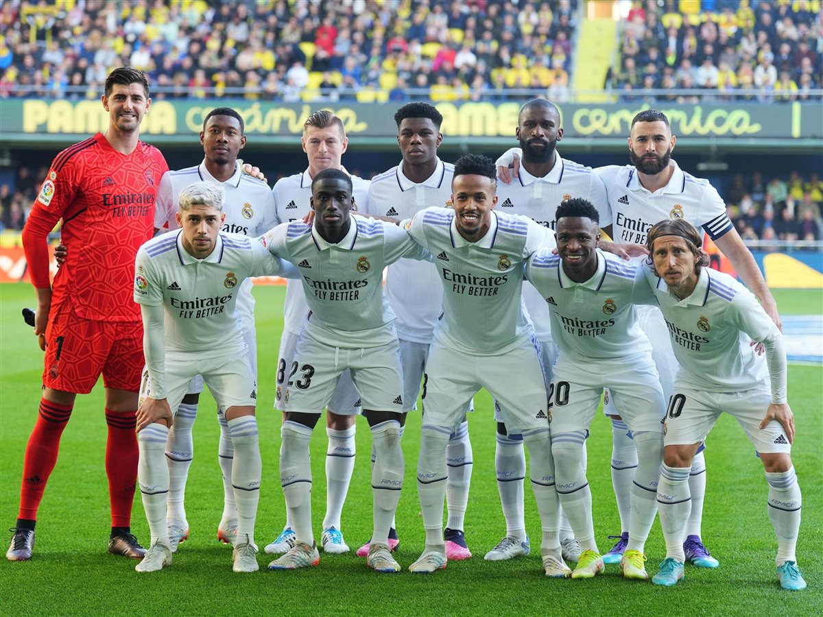 فريق ريال مدريد الإسباني 