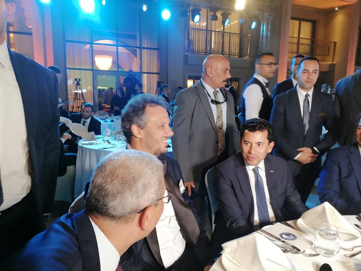 تواجد أشرف صبحي وزير الشباب والرياضة رفقة ممدوح عيد