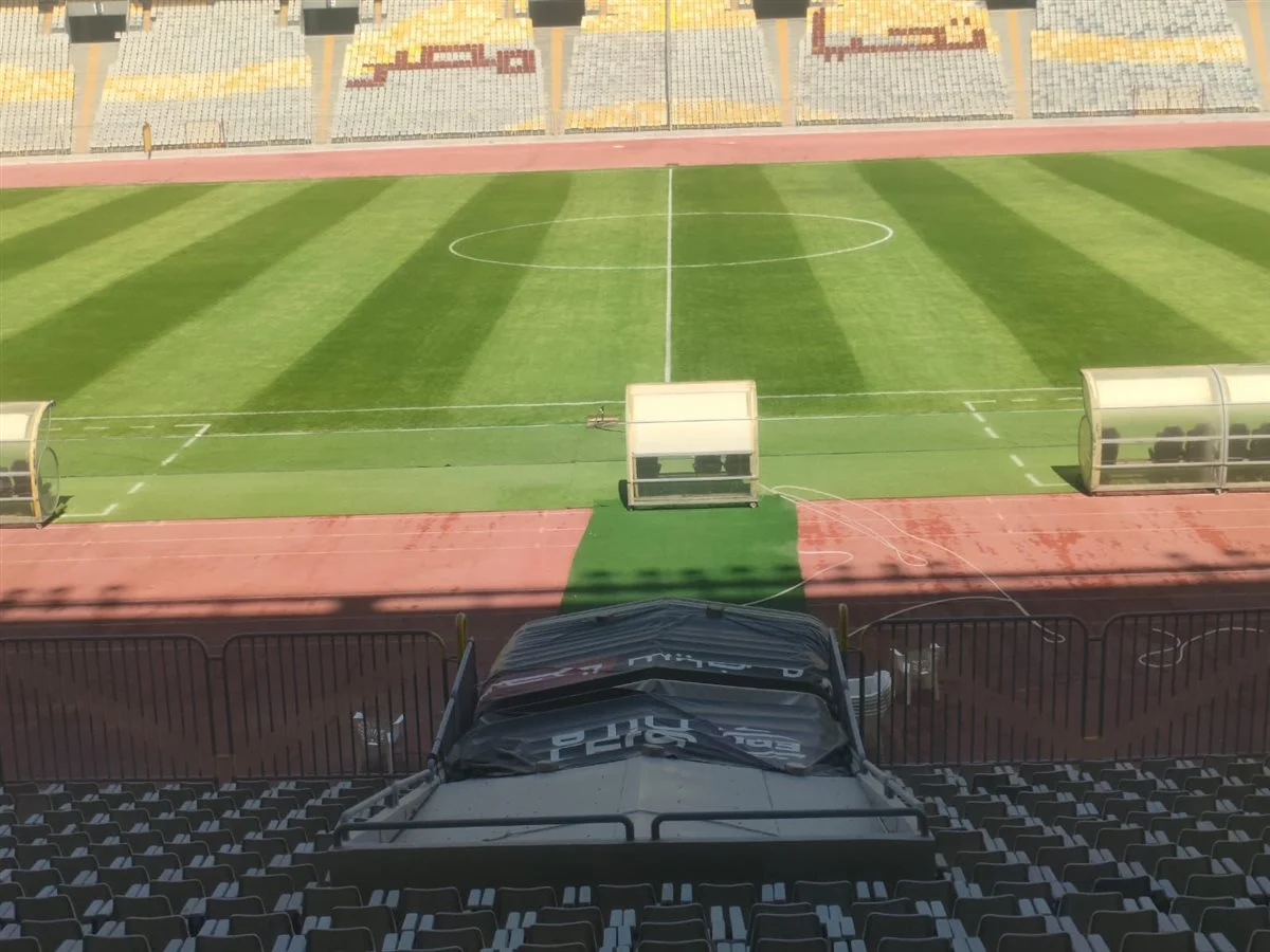 ملعب برج العرب