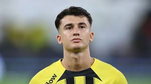 أوناي هيرنانديز لاعب اتحاد جدة السعودي 