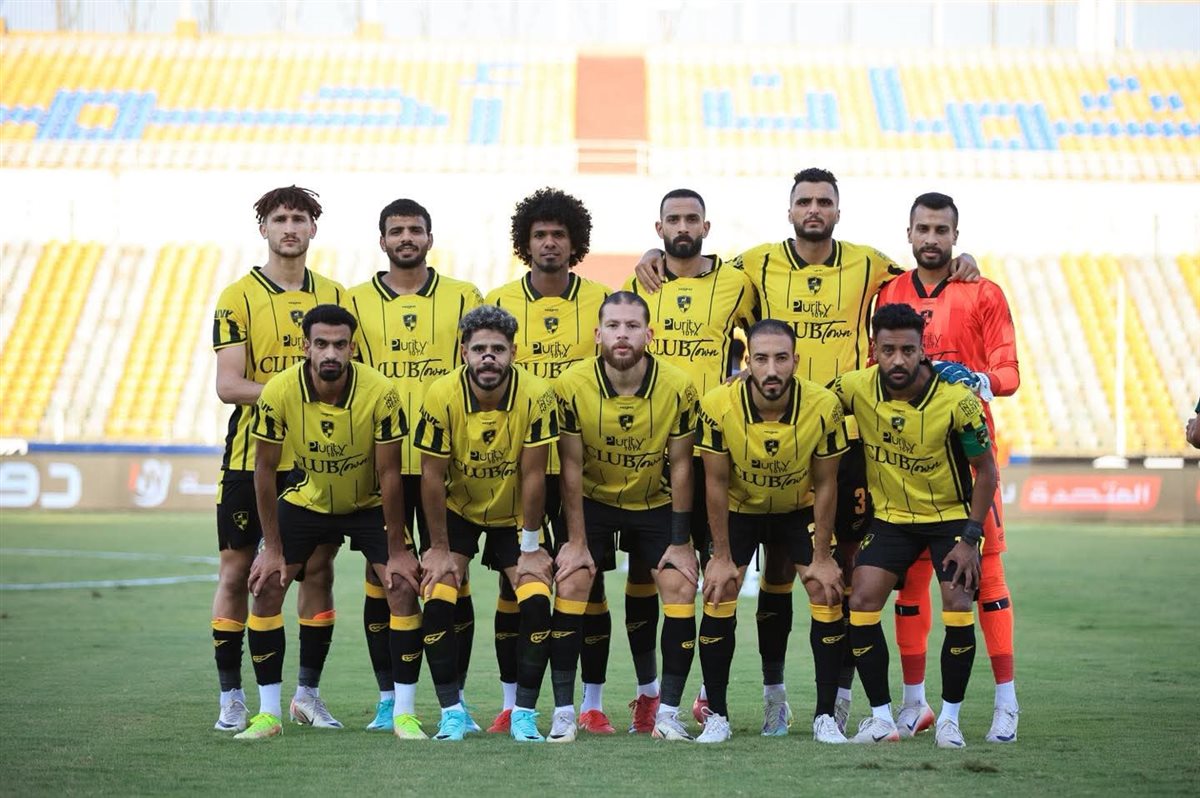 الفريق الأول لكرى القدم بنادي وادي دجلة والذي يواجه البنك الأهلي في الدوري المصري الممتاز الموسم الحالي