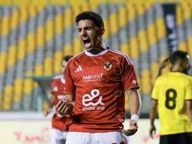أحمد نبيل كوكا لاعب الفريق الأول لكرة القدم بالنادي الأهلي