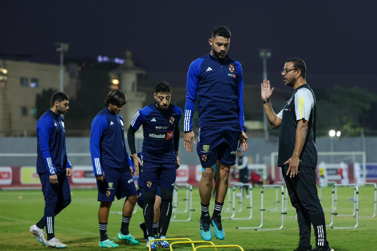 ياسر إبراهيم لاعب الفريق الأول بالنادي الأهلي
