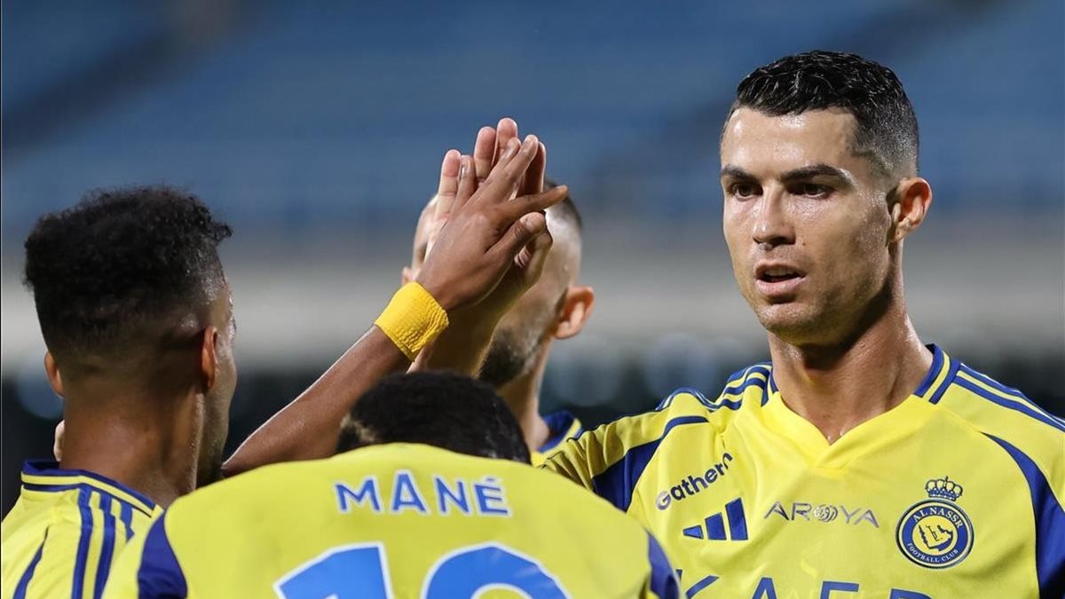 الفريق الأول لكرة القدم بنادي النصر السعودي