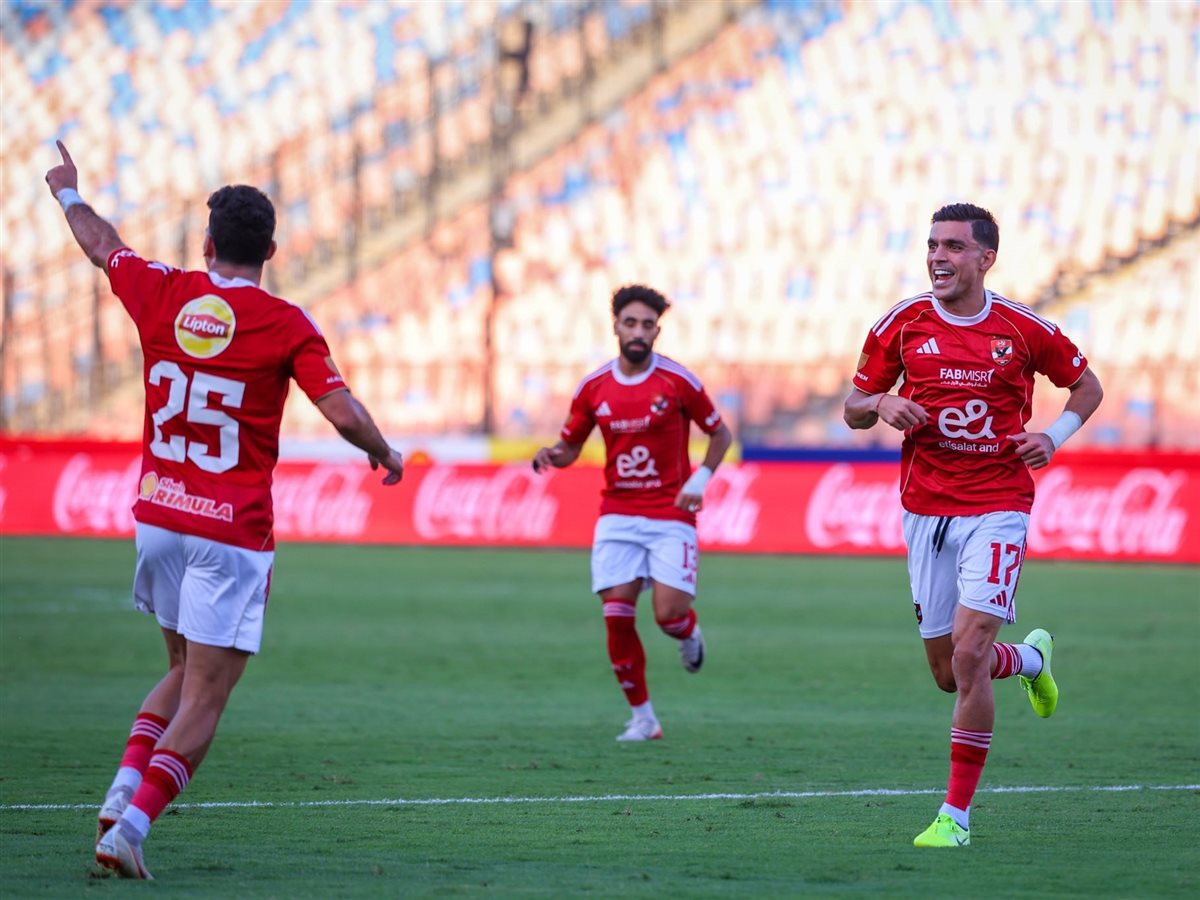 الفريق الأول لكرة القدم بالنادي الأهلي