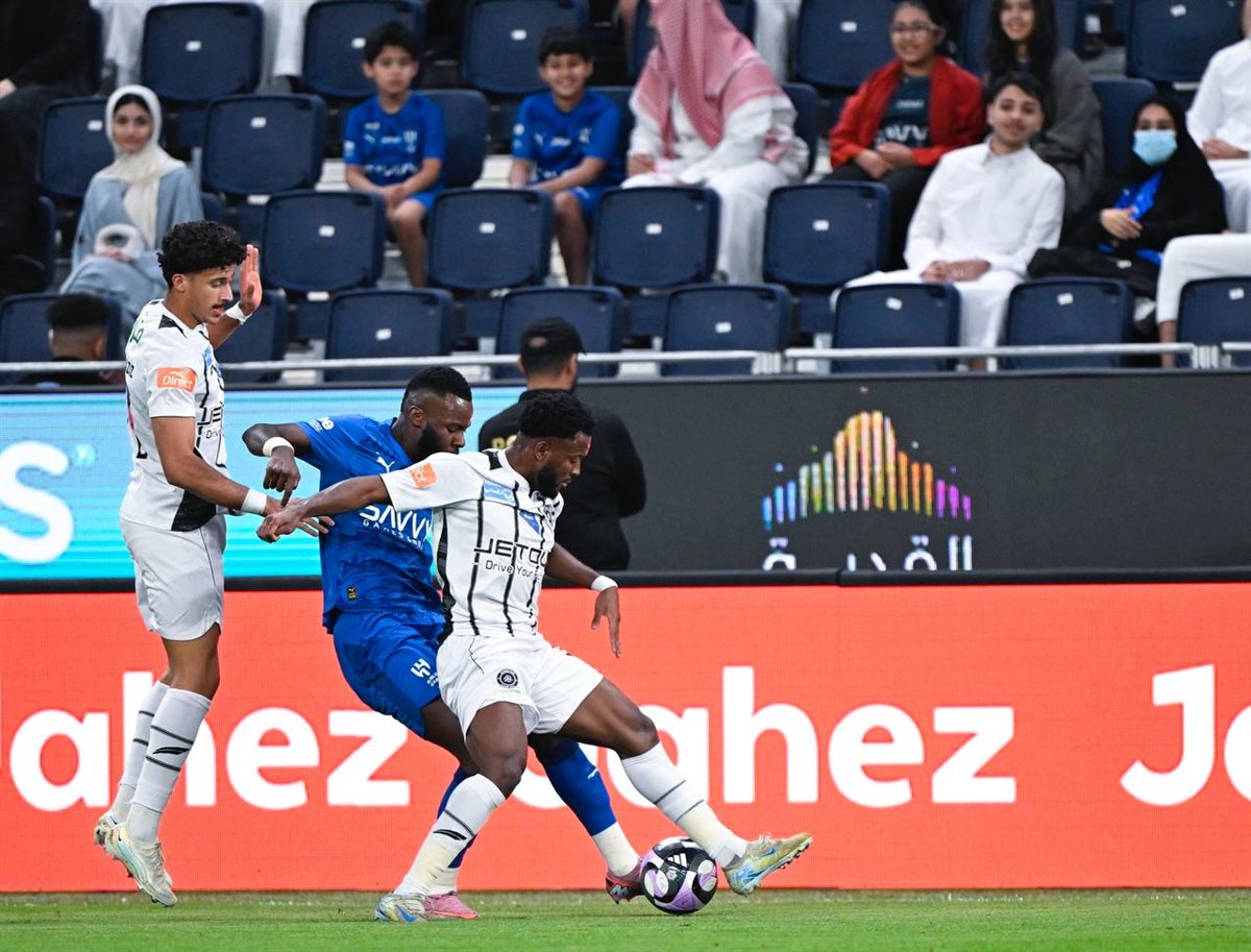 الهلال ضد الشباب