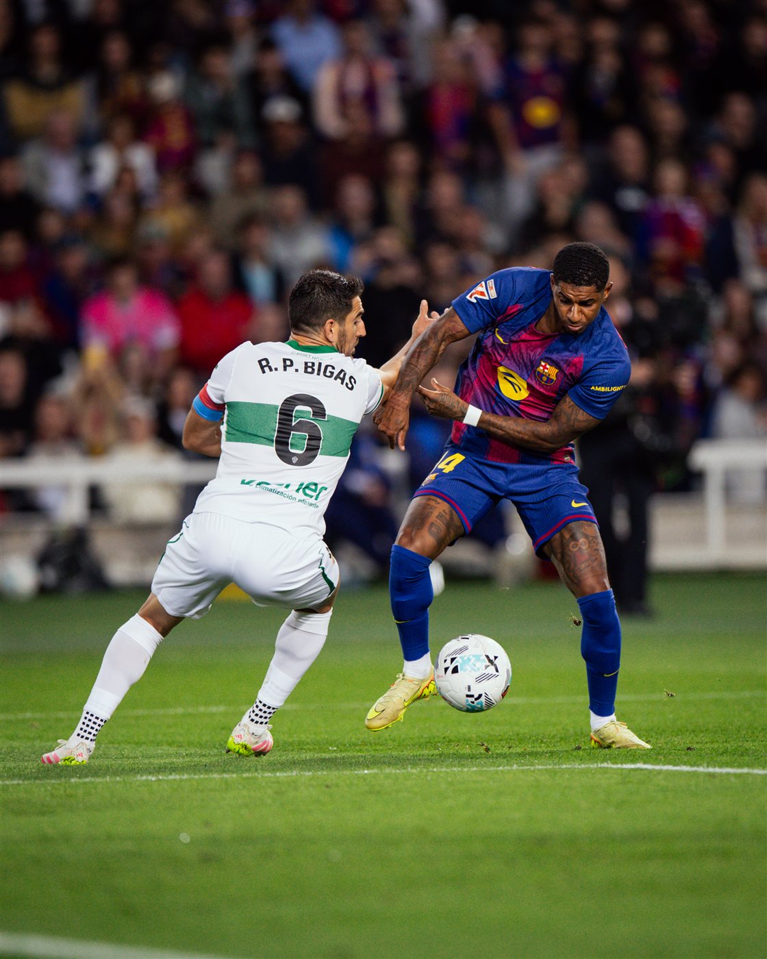 برشلونة ضد إلتشي