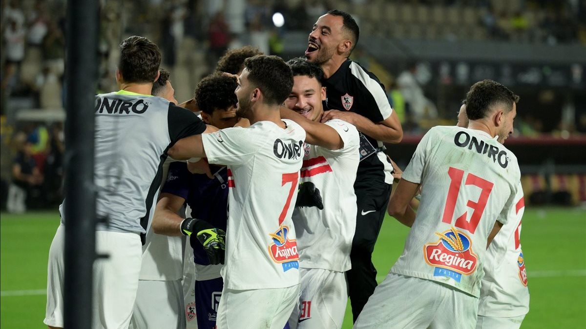 الفريق الأول لكرة القدم بنادي الزمالك
