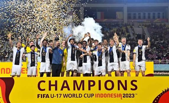 منتخب ألمانيا للناشئين لكرة القدم 