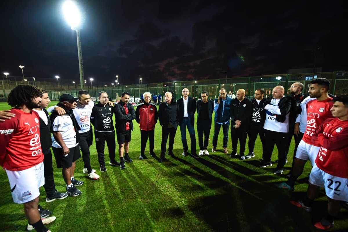 أبوريدة يدعم المنتخب الوطني المشارك في كأس العرب