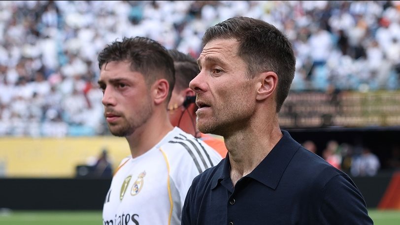 تشابي ألونسو المدير الفني السابق للفريق الأول لكرة القدم بنادي ريال مدريد الإسباني&nbsp;