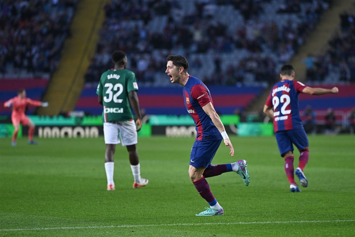 برشلونة ضد ألافيس