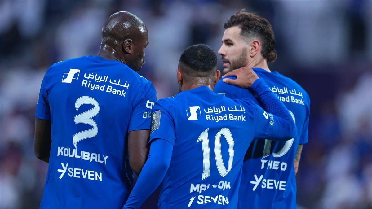 الفريق الأول لكرة القدم بنادي الهلال السعودي