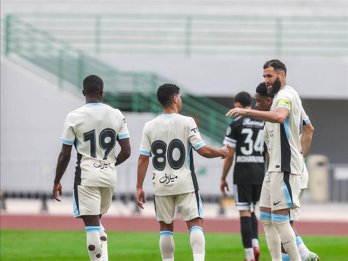 الفريق الأول لكرة القدم بنادي إتحاد جدة السعودي&nbsp;