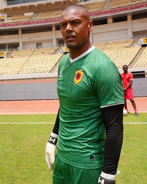 هوغو ماركيز حارس مرمى منتخب أنجولا