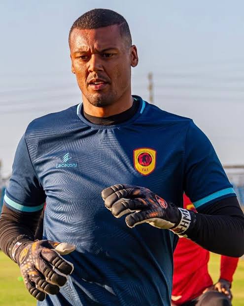 هوغو ماركيز حارس مرمى منتخب أنجولا