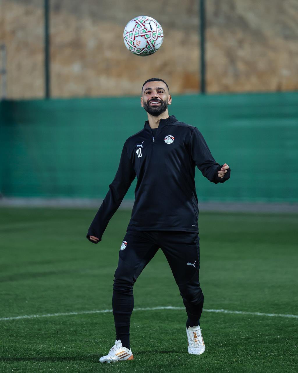 محمد صلاح بقميص منتخب مصر