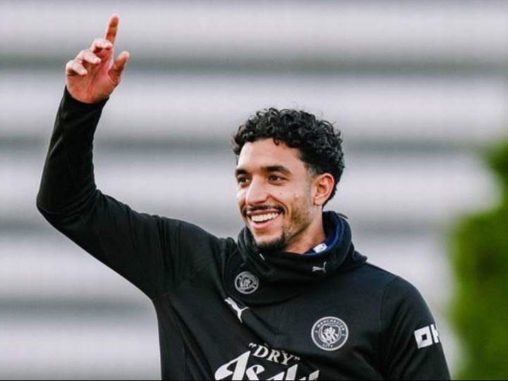 عمر مرموش لاعب الفريق الأول لكرة القدم بنادي مانشستر سيتي الإنجليزي&nbsp;