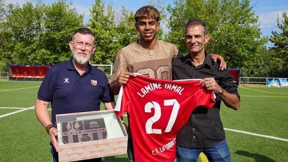 مكتشف لامين يامال&nbsp;