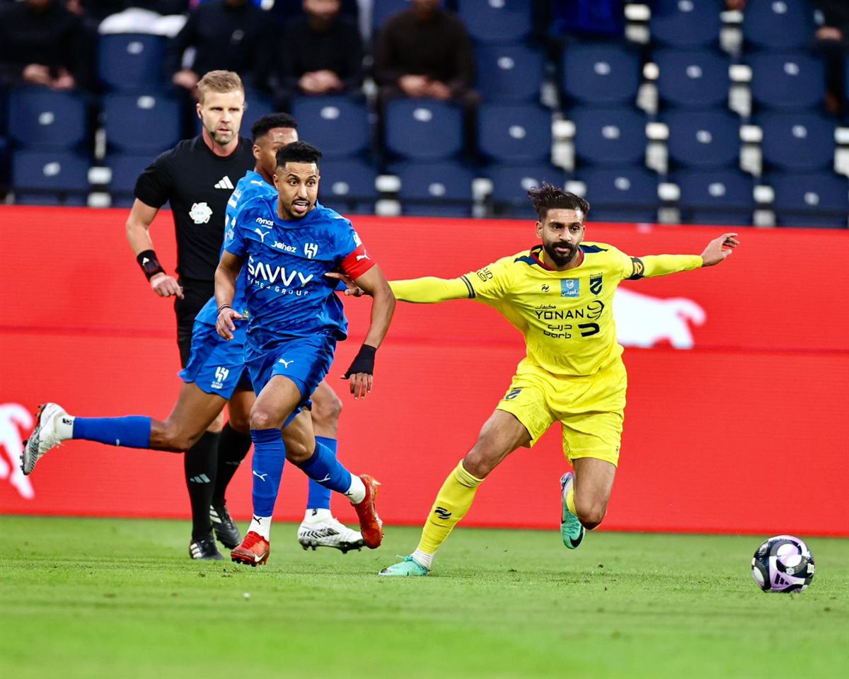 الهلال ضد الحزم