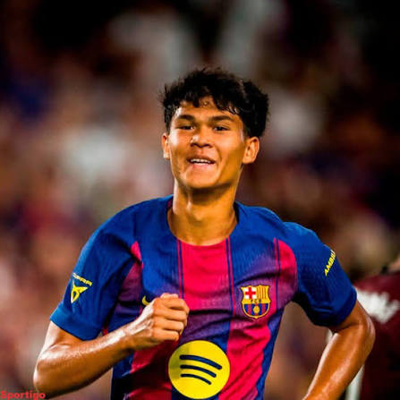 درو فيرنانديز لاعب برشلونة الإسباني سابقا والمنتقل حديثاً إلى صفوف فريق كرة القدم بنادي باريس سان جيرمان الفرنسي&nbsp;