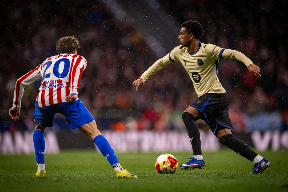 أتليتكو مدريد وبرشلونة&nbsp;