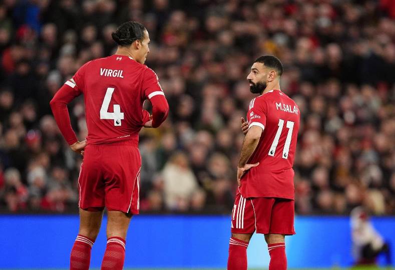 محمد صلاح وفان دايك