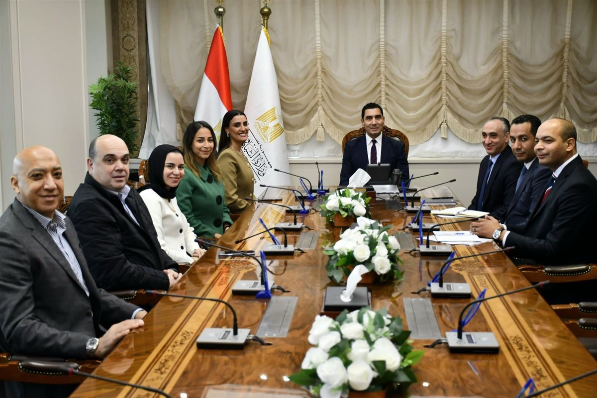 استقبال وزير الشباب للاسكواش