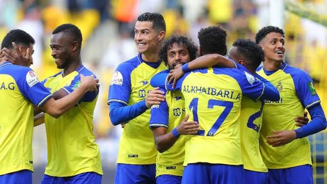 الفريق الأول لكرة القدم بنادي النصر السعودي والذي نصح ساديو ماني بعدم الانضمام رفقة منتخب بلاده
