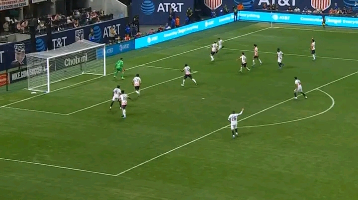 مباراة منتخب بلجيكا والولايات المتحدة الأمريكية والتي انتهت بفوز الأول بخمسة أهداف مقابل هدفين وديا&nbsp;