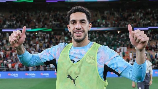 مصطفى شوبير حارس مرمى الفريق الأول لكرة القدم بالنادي الأهلي.