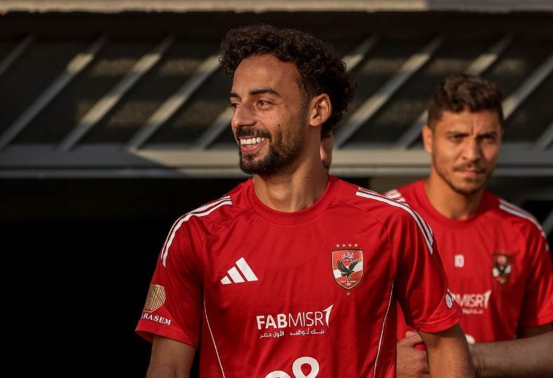 <strong>أحمد عبد القادر</strong><br>