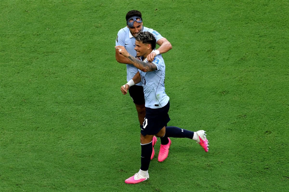 مبارا الرأس الاخضر والأوروجواي