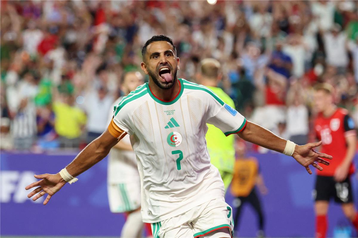 رياض محرز