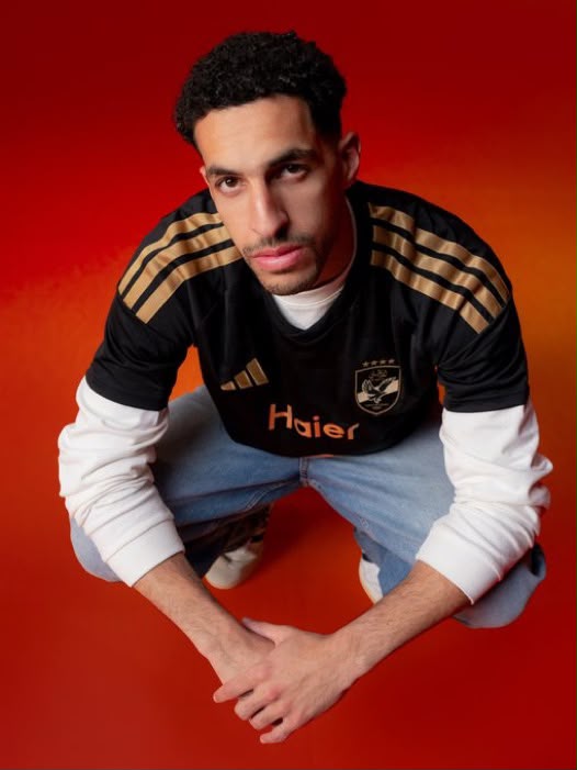 قميص الأهلي الثاني للموسم الجديد