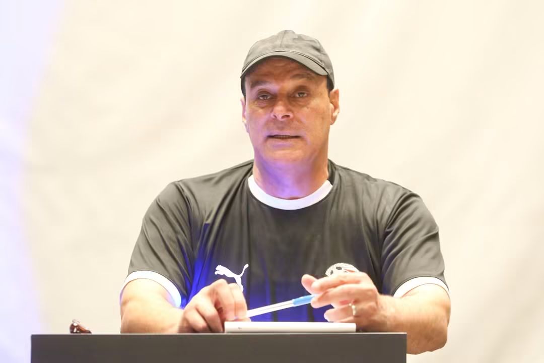 عصام عبد الفتاح