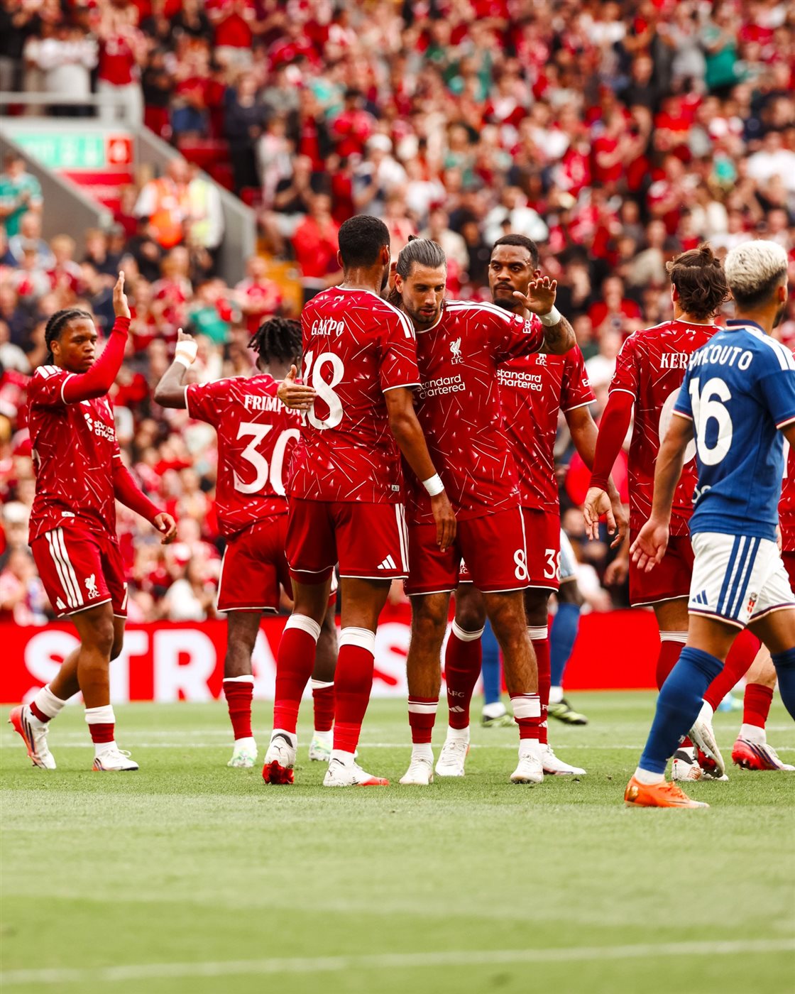 ليفربول ضد كومو