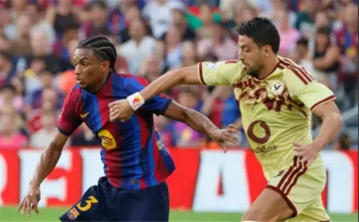 الأهلي وبرشلونة