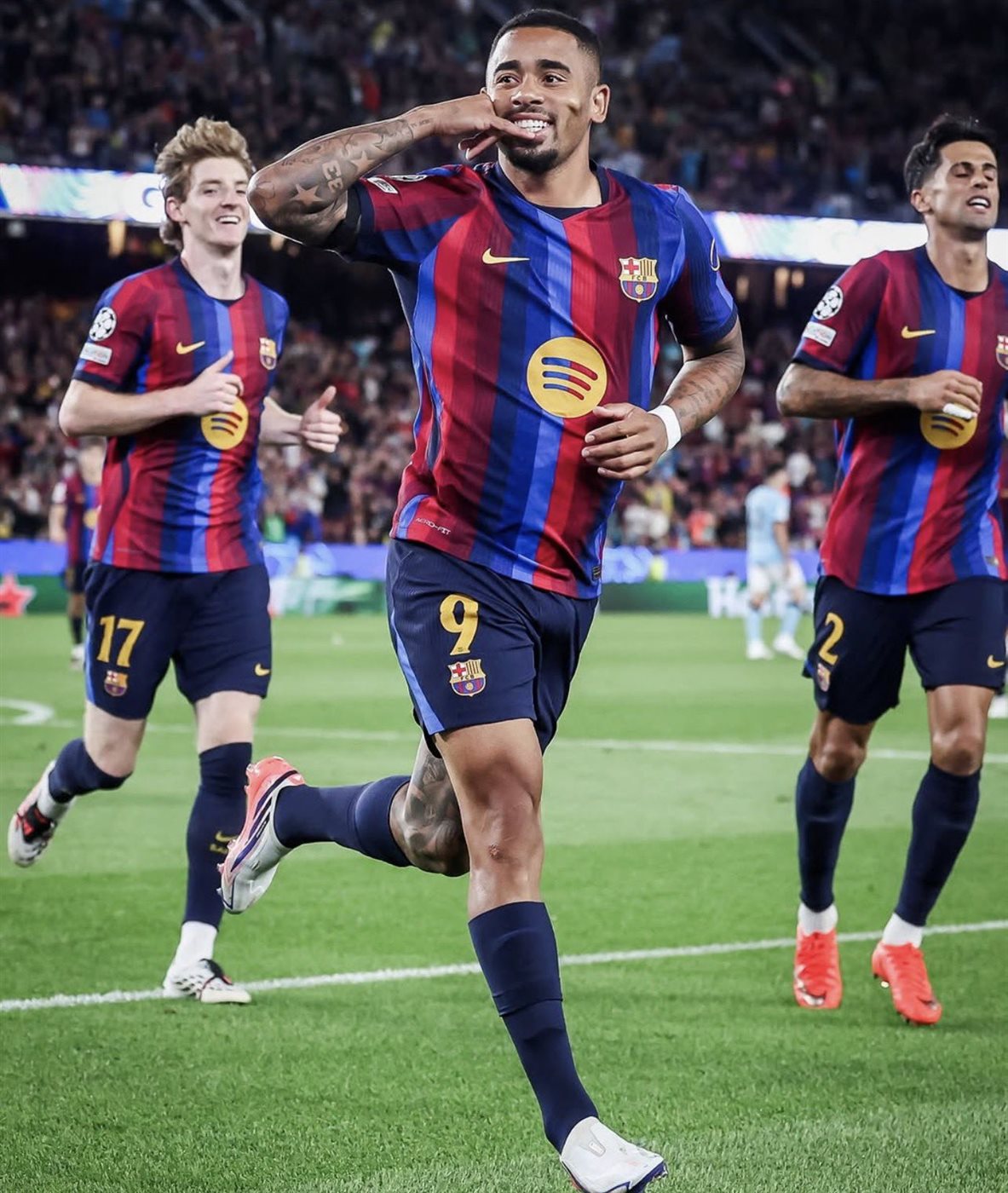 برشلونة