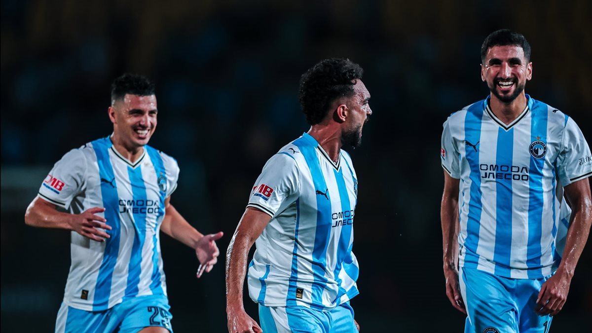 الفريق الأول لكرة القدم بنادي بيراميدز والذي يستعد لمواجهة سيراميكا غدا حيث بطولة الدوري المصري