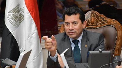 وزير الشباب و الرياضة يوجه بتقديم الدعم لتأهيل المصارع مصطفى حسين للأولمبياد