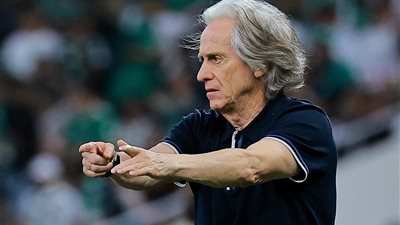 جيسوس يفتح النار على التحكيم بعد خسارة الهلال ضد الأهلي